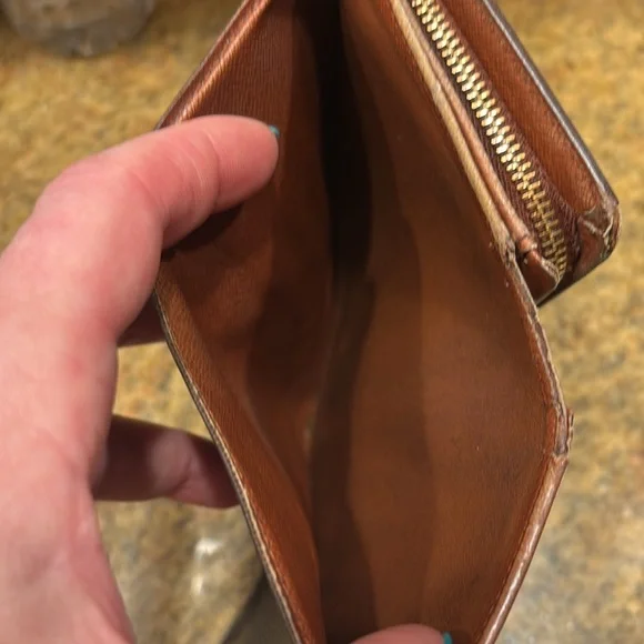 Louis Vuitton Portefeuille Tresol Monogram Wallet - Picture 11 of 12